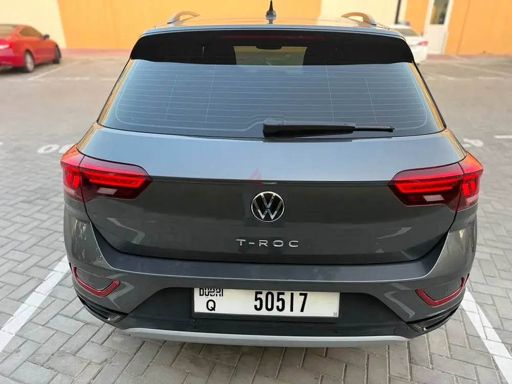 T roc Style 2023 under VW warranty accident free - Image 4