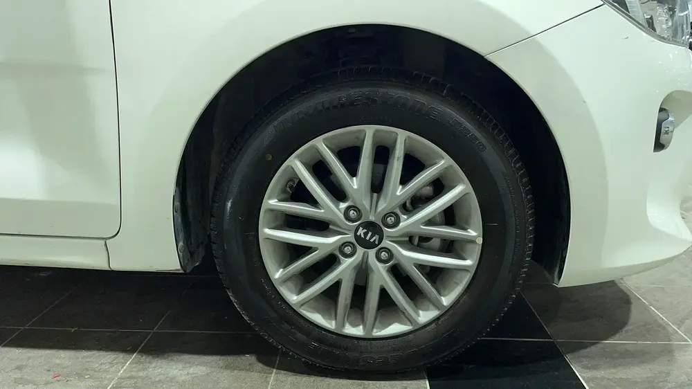 AED 376/month | 0 DP | Free 3 Months Warranty | Service History | 30 Day Return | KIA RIO 2019 - Image 12