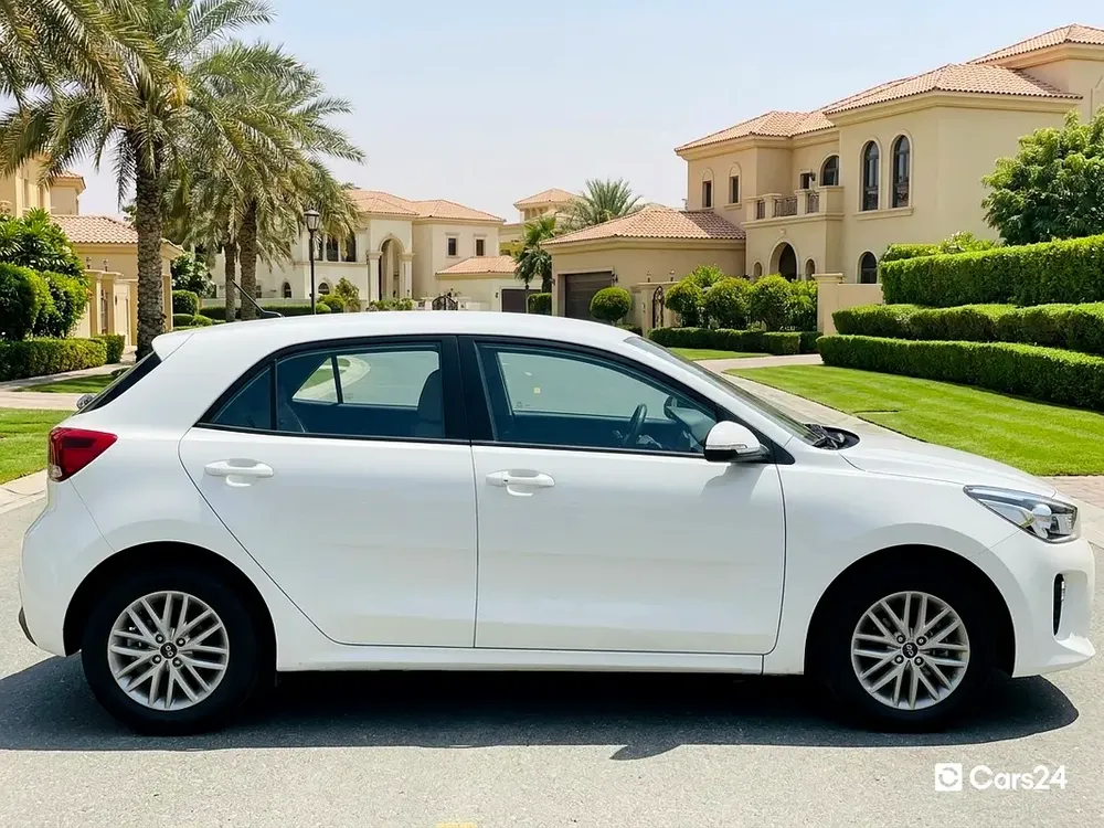 AED 376/month | 0 DP | Free 3 Months Warranty | Service History | 30 Day Return | KIA RIO 2019 - Image 5