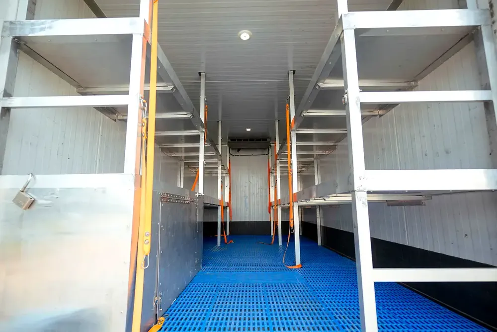 Mitsubishi Canter | Chiller Reddot | GCC Specs | Ref#M41200 - Image 7