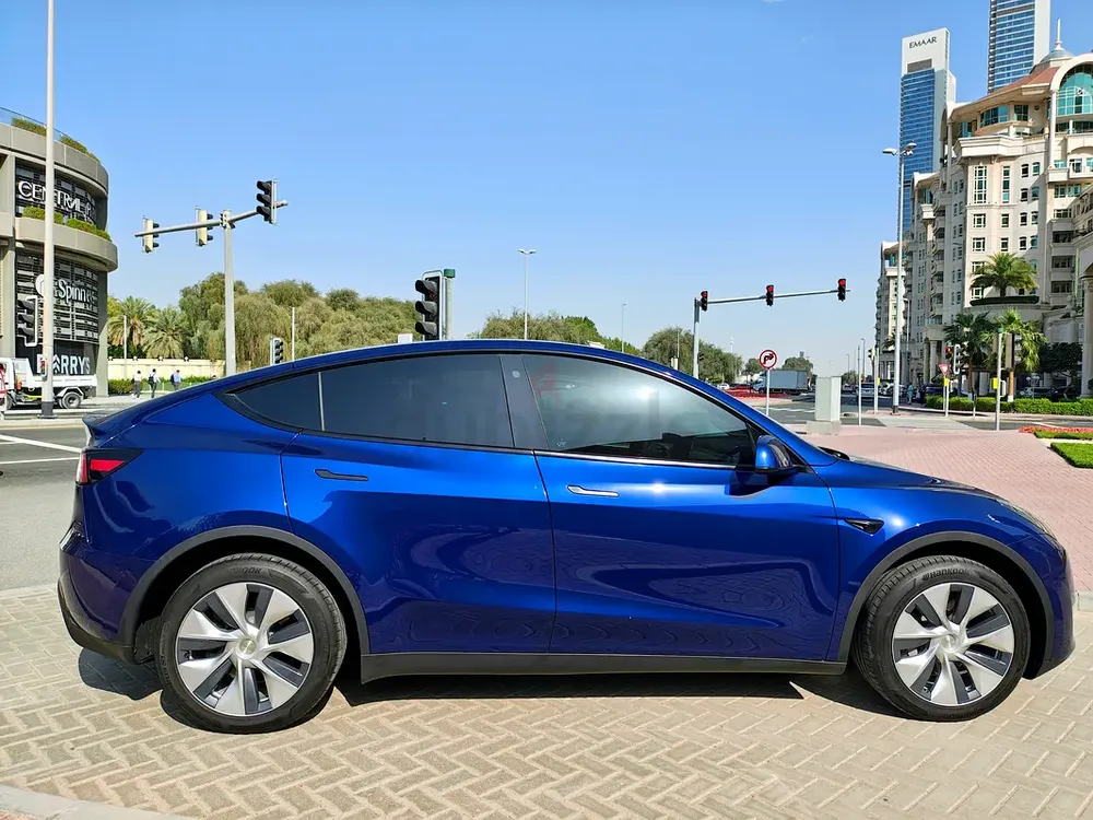 Tesla Model Y Long Range 2023 GCC Specs - Image 4
