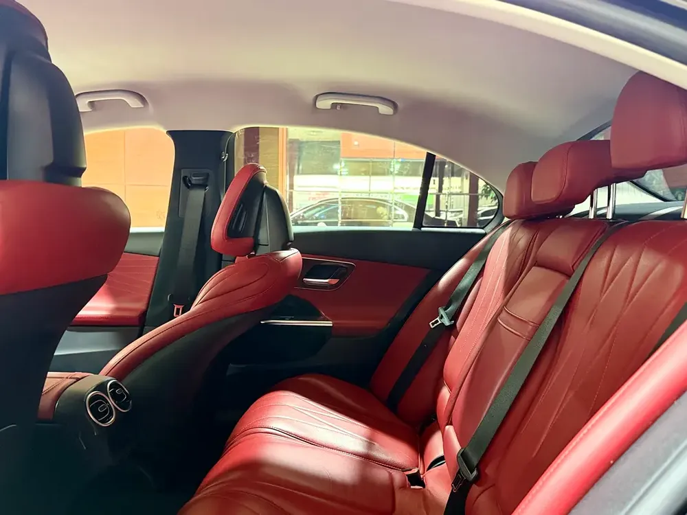 Mercedes-Benz C300 2022 German Specs - Image 8