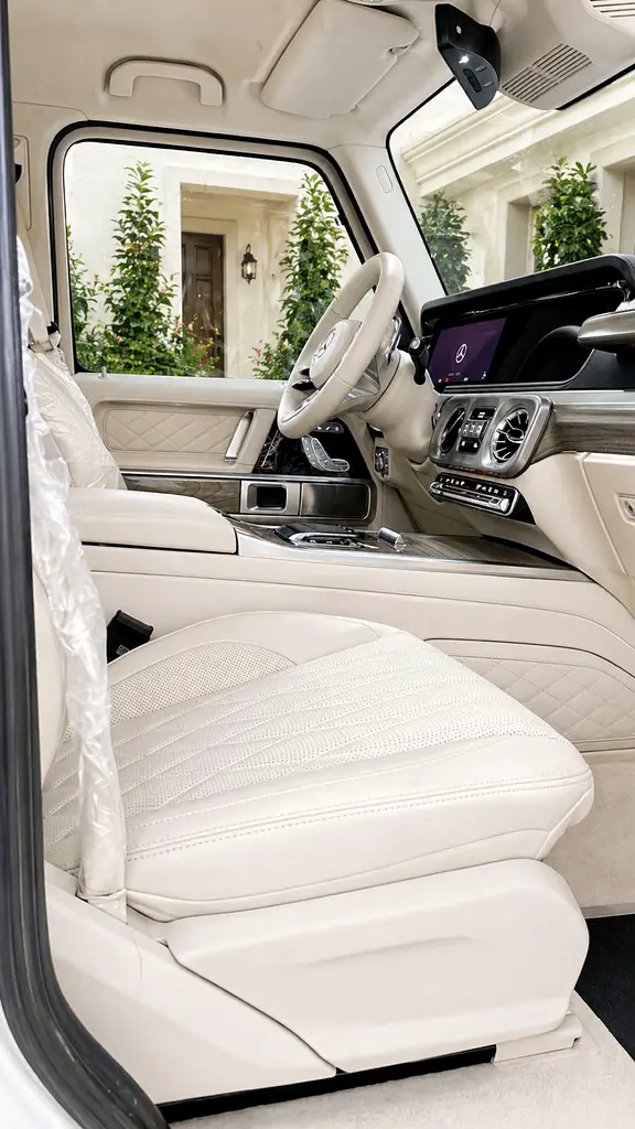 2025 Mercedes-Benz G-Class G 500 (GCC Specs) - Image 11