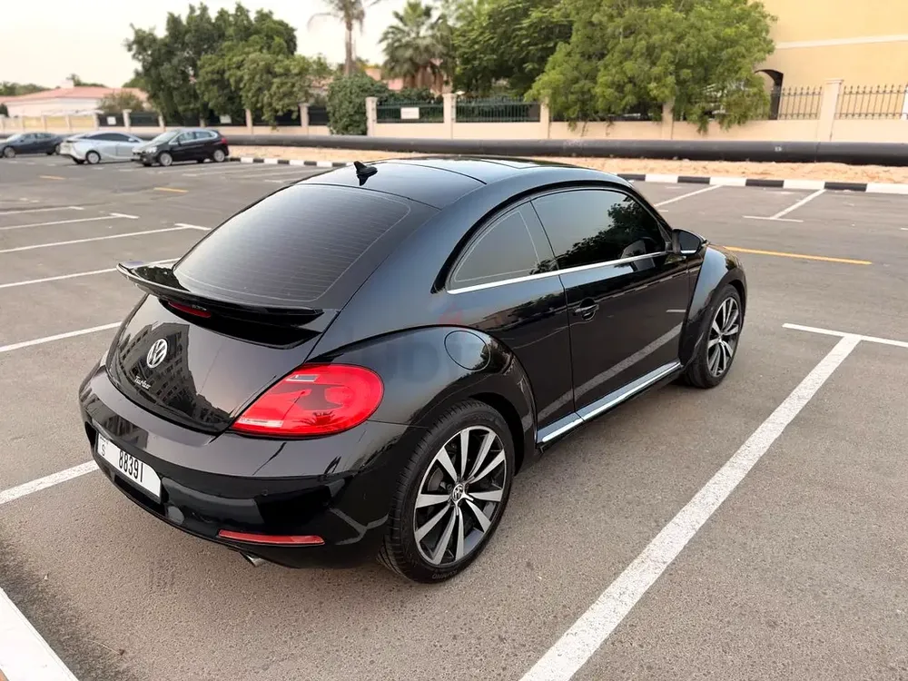 2016 Volkswagen Beetle 2.0 SEL - Image 5