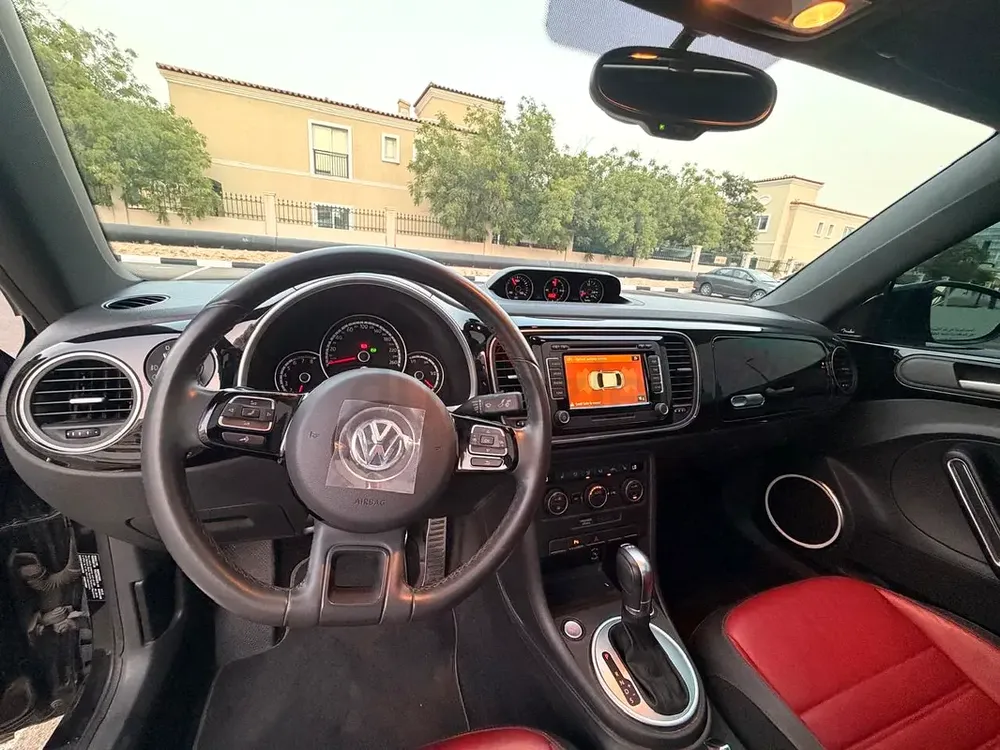 2016 Volkswagen Beetle 2.0 SEL - Image 8