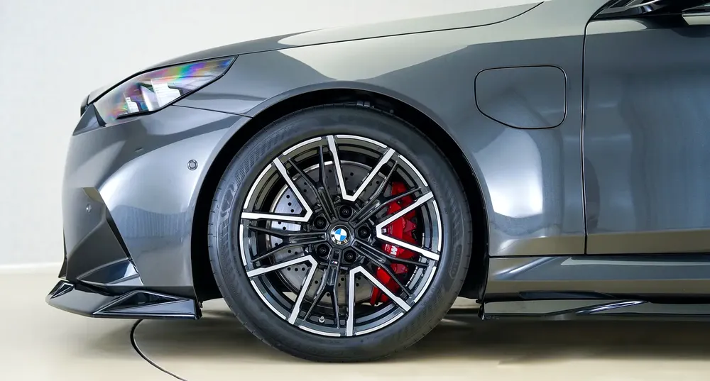 5 Series M5 Competition | AED 8,433 PM | Warranty March 2027 | GCC - Image 11