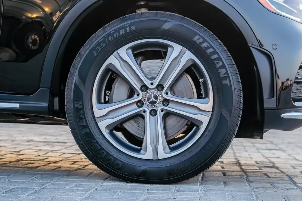 MERCEDES-BENZ GLC-CLASS 300 2021 - Image 7