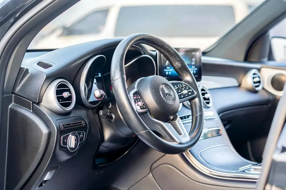 MERCEDES-BENZ GLC-CLASS 300 2021 - Image 8