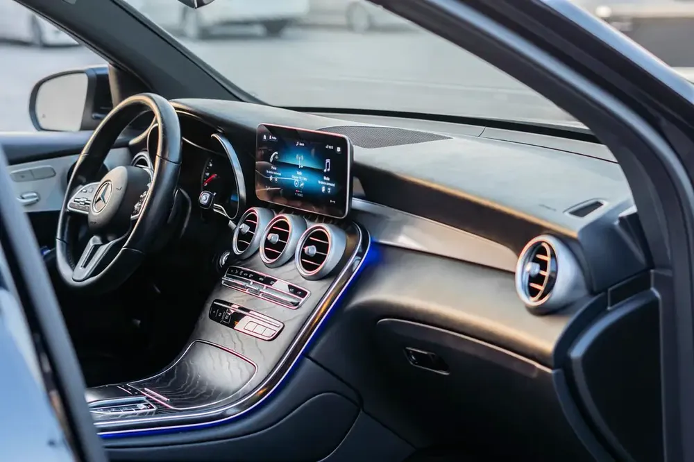 MERCEDES-BENZ GLC-CLASS 300 2021 - Image 9