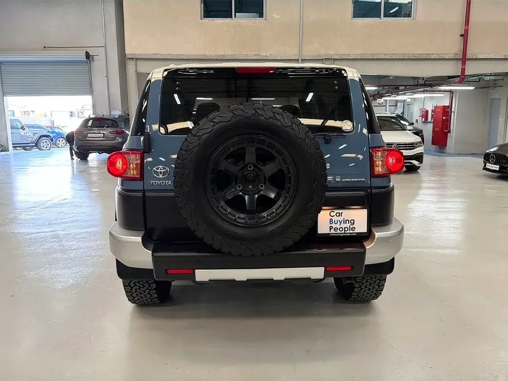 2,260pm Zero Down Available Toyota FJ Cruiser GXR 2022 - GCC Specs - Image 6