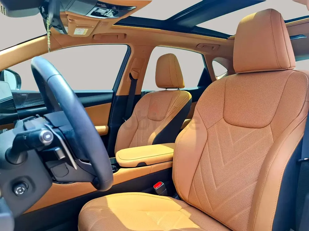 AED 3723/month | 2026 Lexus NX-Series NX 350h Platinum | GCC Specs | Ref#457785 - Image 11
