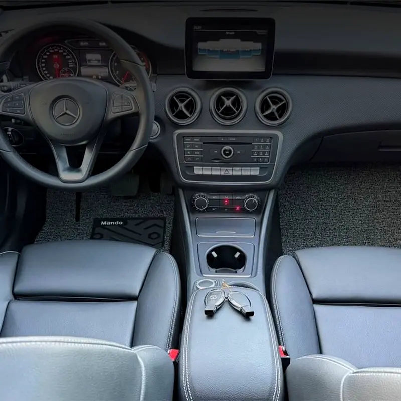 Mercedes A-200 2018 Imported from Korea Gcc  specifications - Image 11