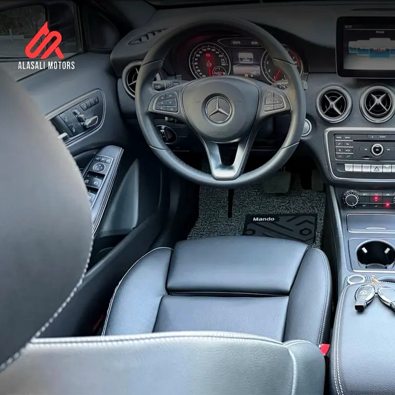 Mercedes A-200 2018 Imported from Korea Gcc  specifications - Image 12