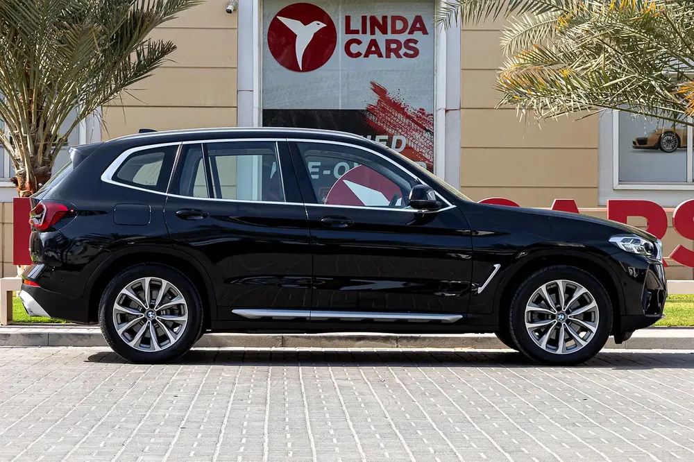 BMW X3 xDrive30i 2022 GCC | Warranty | Flexible D.P. - Image 9