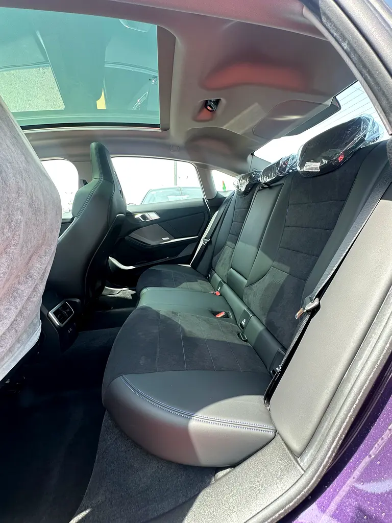 BMW 2-Series 225i 2026 - Chinese Specs - Brand New! - Image 5