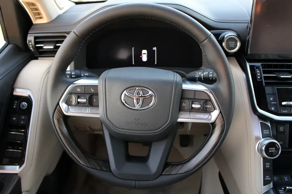 LHD - TOYOTA LANDCRUISER 300 3.3L V6 DIESEL TWIN TURBO VXR - EXPORT ONLY TO CONGO - Image 15