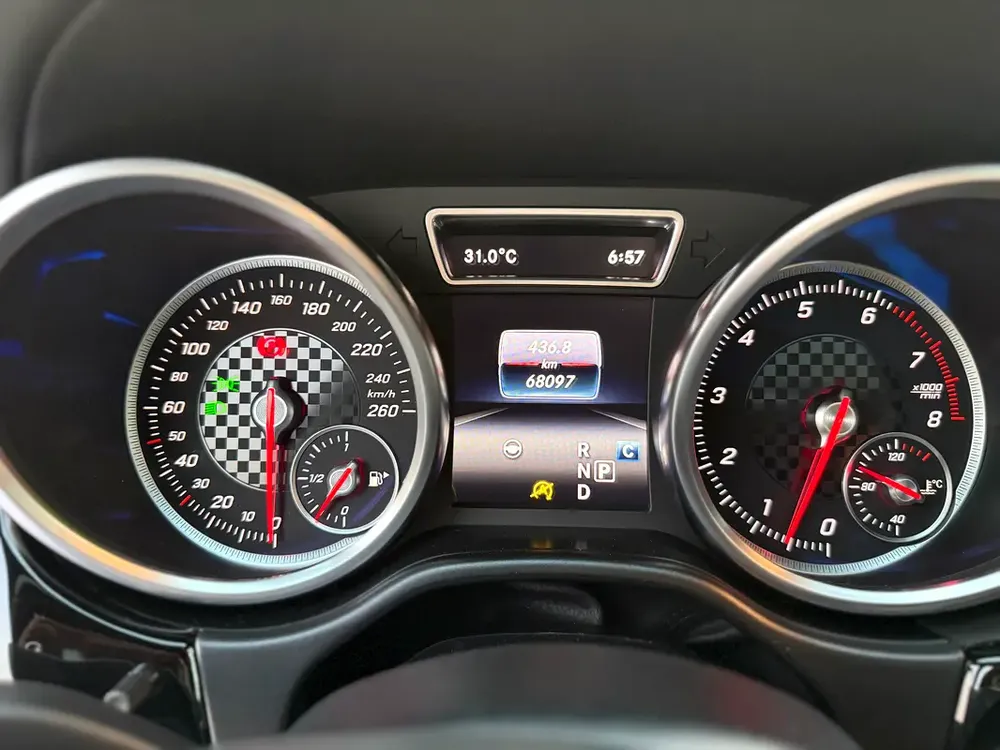 MERCEDES GLE 43 AMG - 2017 - 68,000 kms - JAPANESE SPEC - Image 11