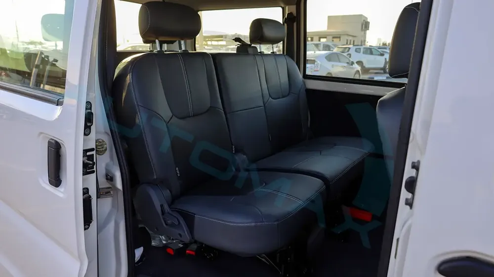 ( Eid al-Adha Offer )2025 CMC Veryca Window Van 1.5L RWD GCC 0Km With 3 Years Or 100,000 Km Warranty - Image 14
