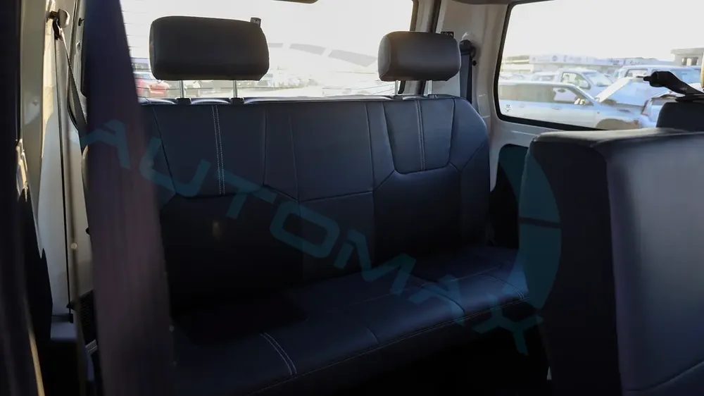 ( Eid al-Adha Offer )2025 CMC Veryca Window Van 1.5L RWD GCC 0Km With 3 Years Or 100,000 Km Warranty - Image 15