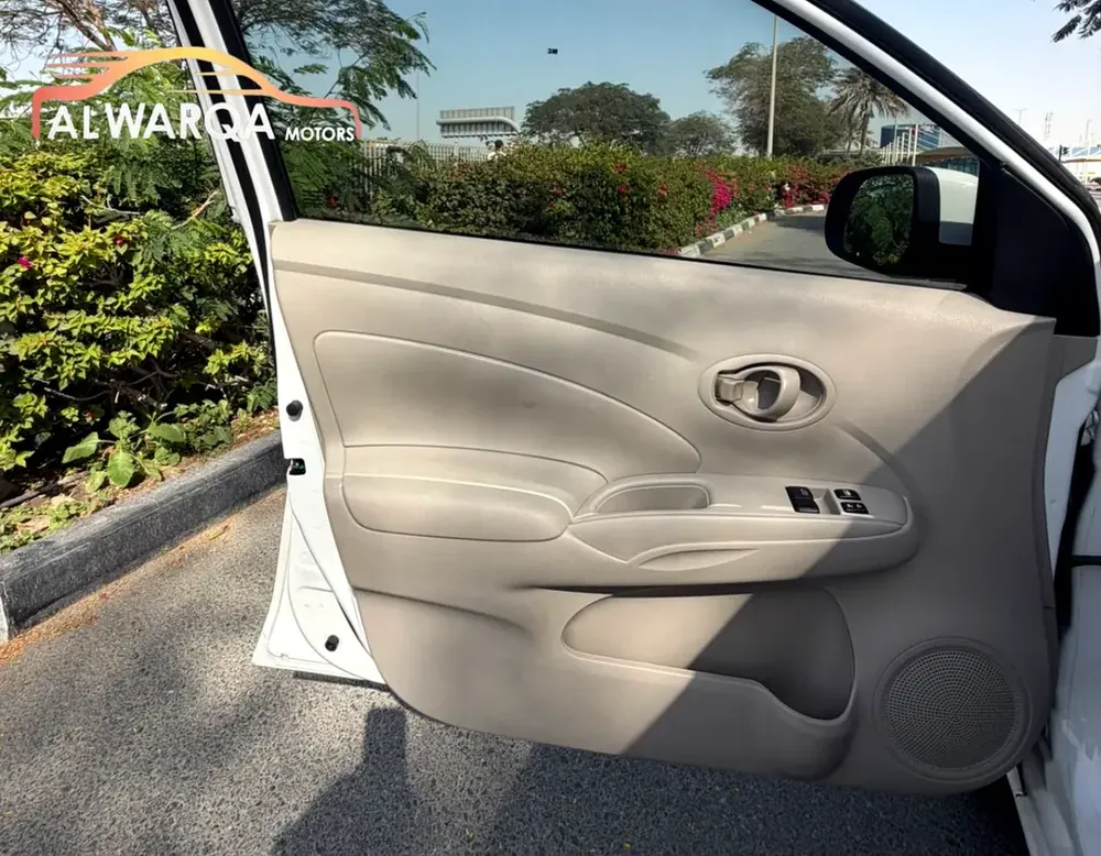 NISSAN SUNNY SV 2023 GCC - Image 17