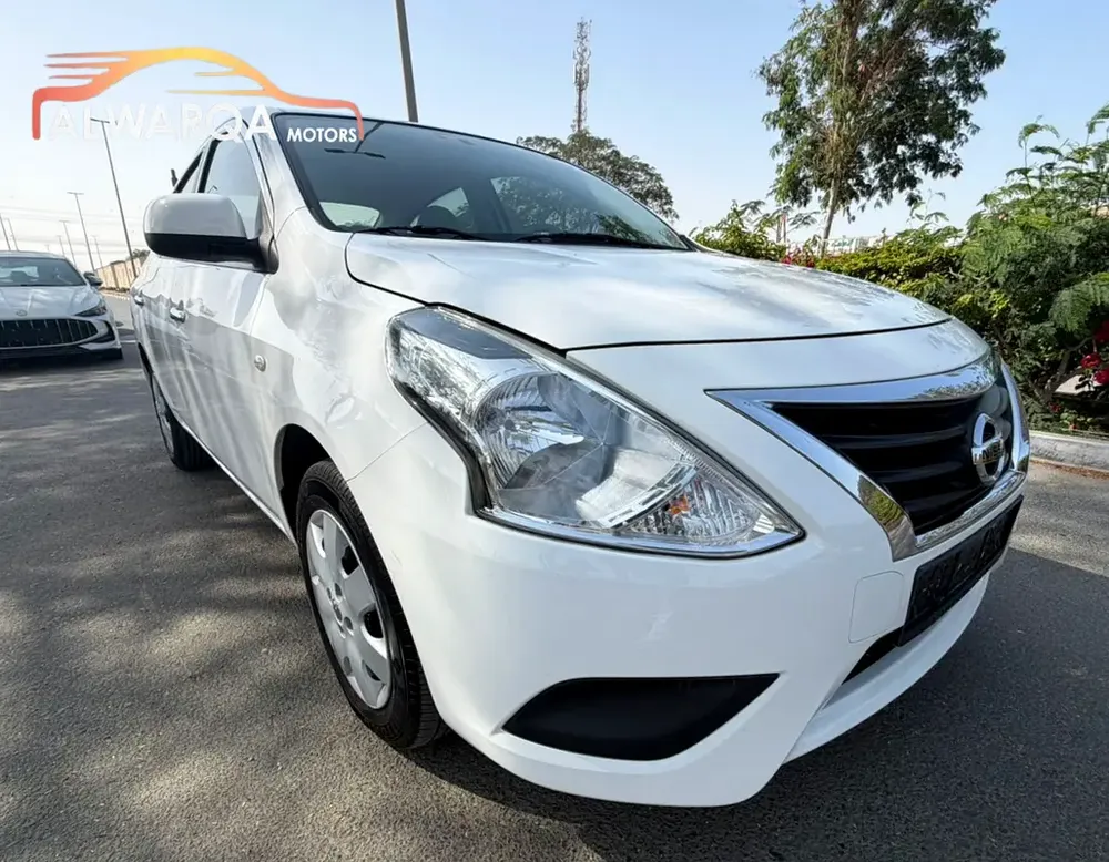 NISSAN SUNNY SV 2023 GCC - Image 9