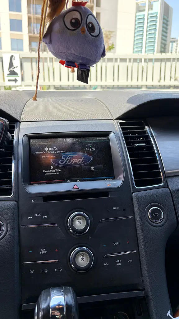 Ford Taurus 2015 - Urgent Sale, Negotiable - Image 5