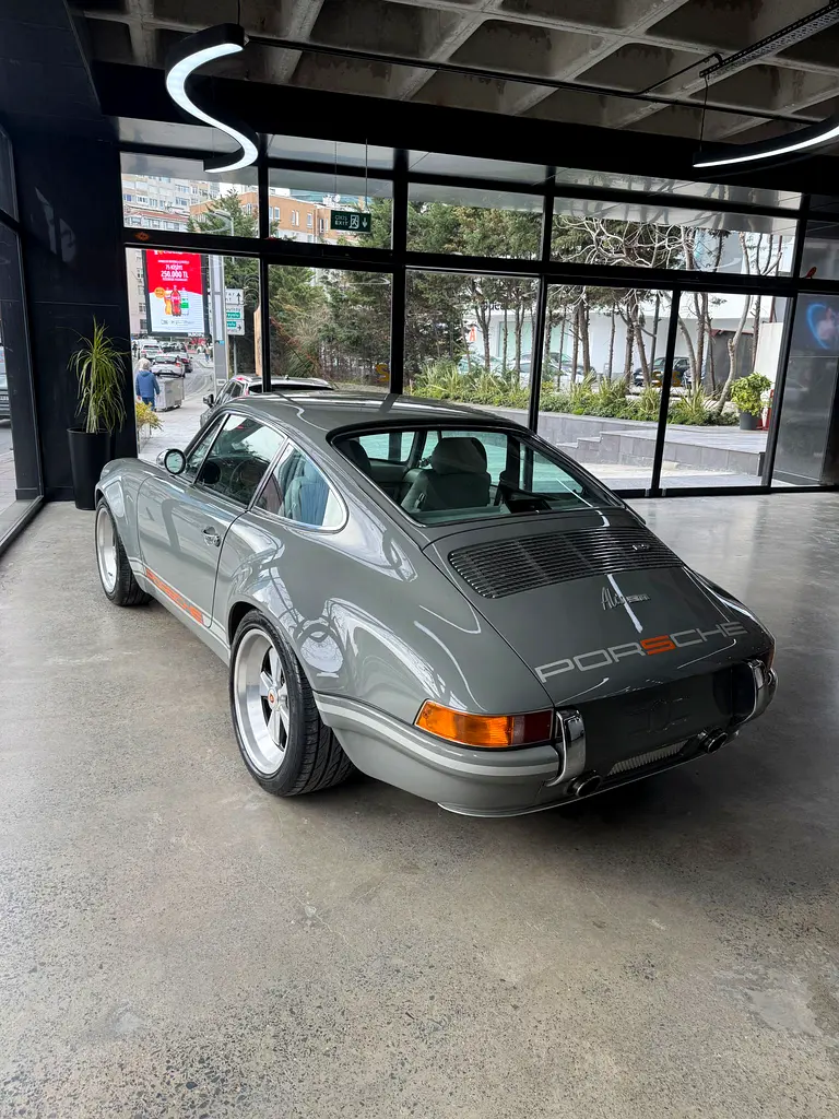 Porsche 911 Singer 1977 - Image 4