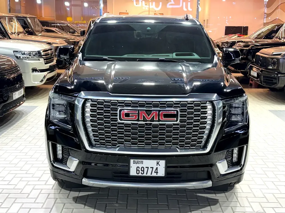 GMC Yukon Denali 2023 | GCC Specs | Pristine Condition - Image 4