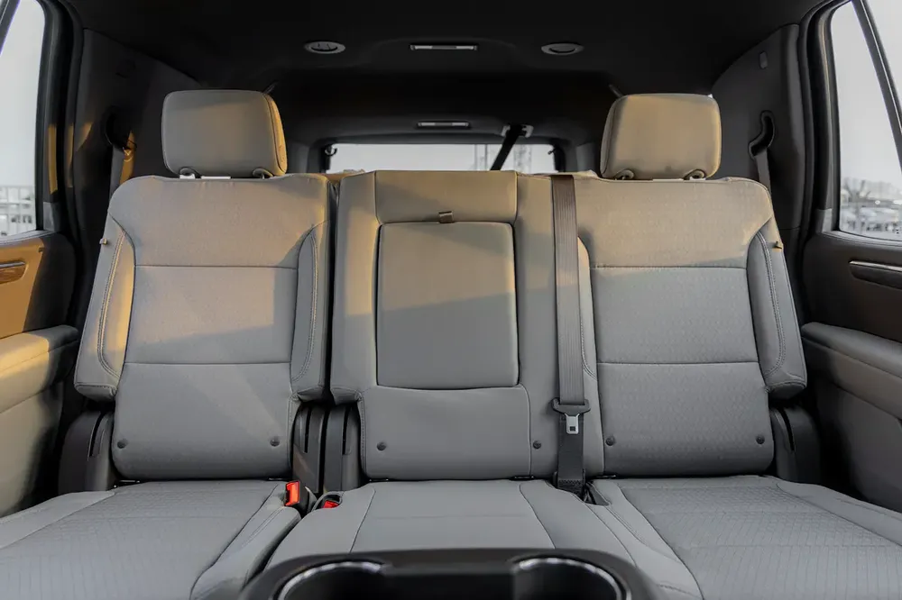 Chevrolet Tahoe | 2WD LS | V8 5.3L SUV RWD | GCC | 2026 (Export) - Image 12