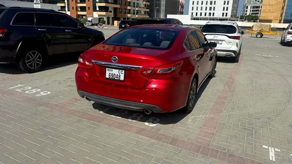 Nissan Altima SE - Image 5