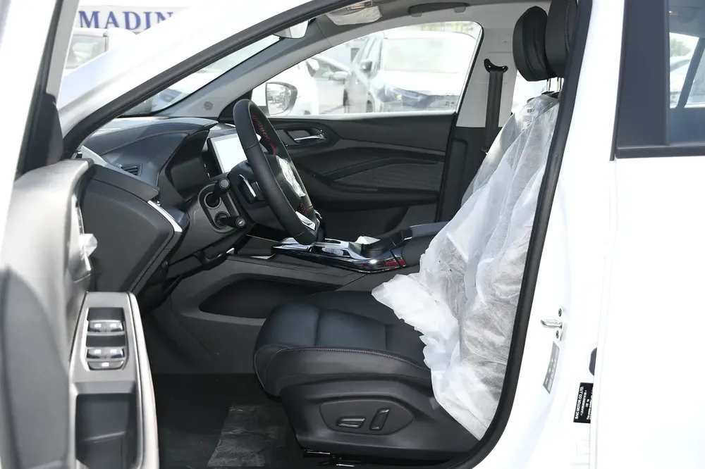 2025 MG GT 1.5L Turbo Full option ( Ready Stock) - Image 10