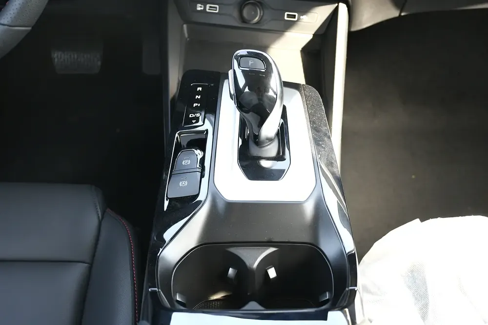 2025 MG GT 1.5L Turbo Full option ( Ready Stock) - Image 13