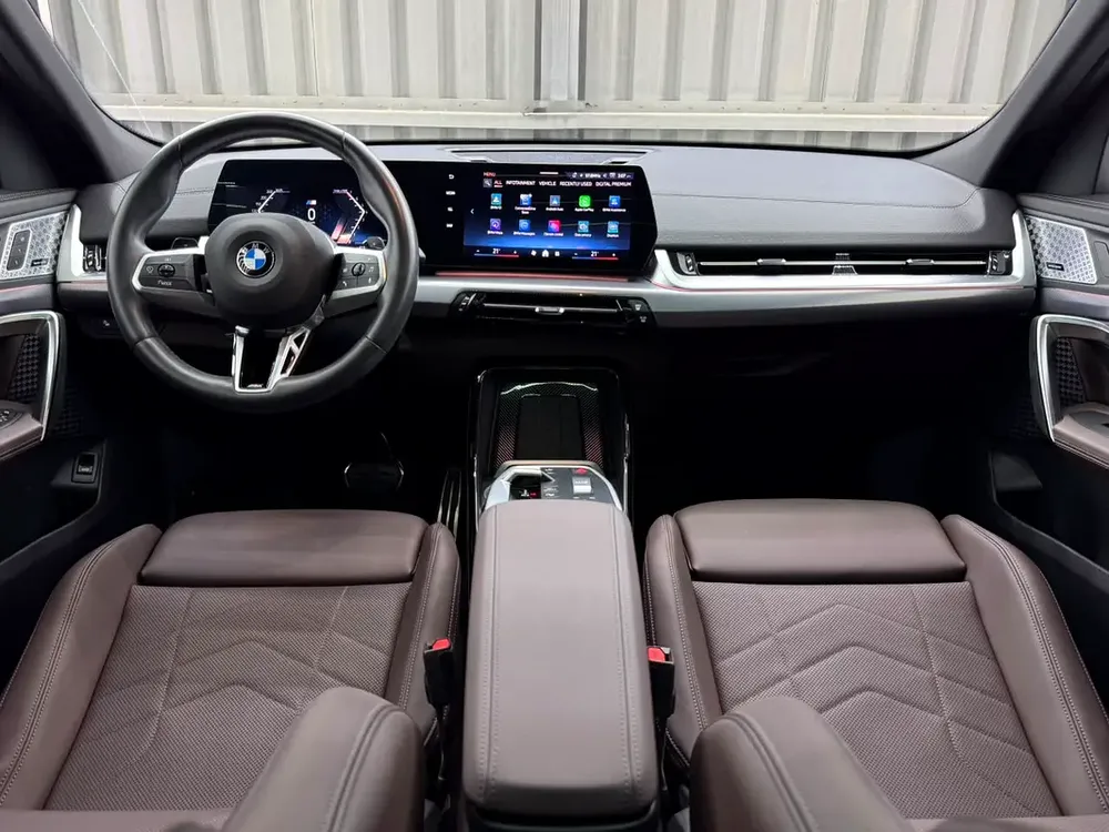 BMW X2 SDrive 18i | GCC | Original paint | Low mileage | AGMC Full service history - Image 17
