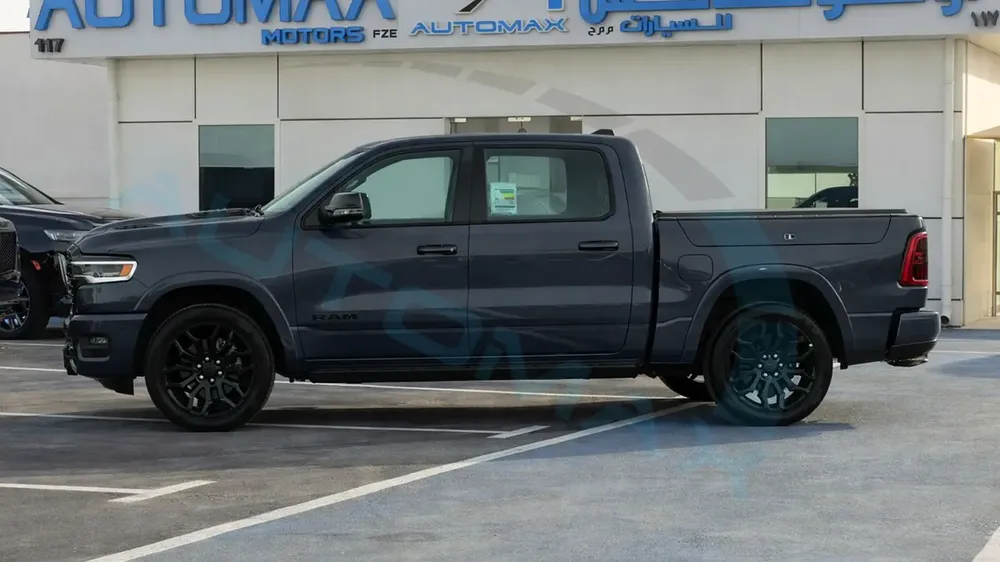 ( For Export ) 2026/2026 RAM 1500 Limited Crew Cab Hurricane H.O 3.0TT GCC BRAND NEW - Image 19