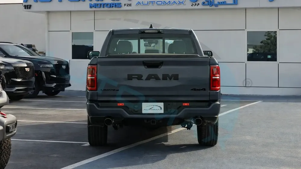 ( For Export ) 2026/2026 RAM 1500 Limited Crew Cab Hurricane H.O 3.0TT GCC BRAND NEW - Image 6