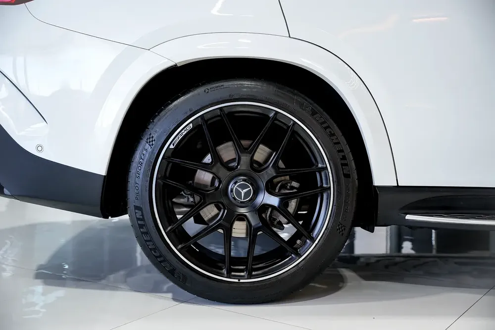 2024 Mercedes-Benz GLE Coupe GLE 53 AMG | GCC Specs | Like New - Image 19