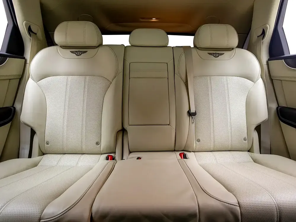 2019 | Bentley | Bentayga | With Warranty and Service Contract - Image 14