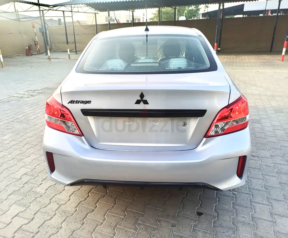Mitsubishi Attrage GLX Top Line 2025 - GCC Specs - full automatic - Image 7