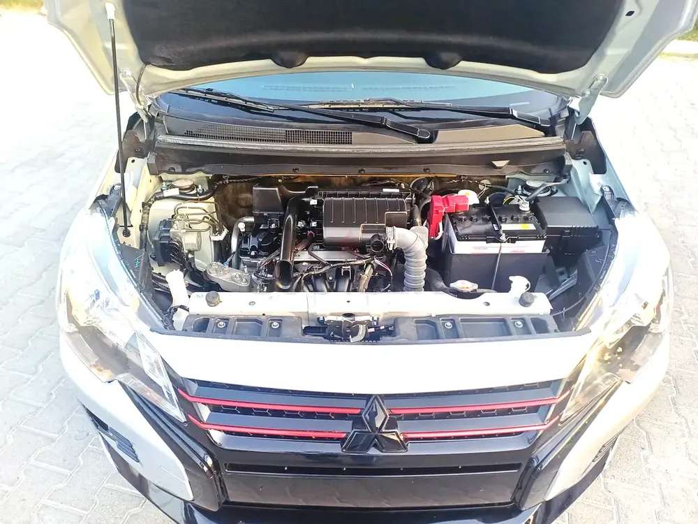 Mitsubishi Attrage GLX Top Line 2025 - GCC Specs - full automatic - Image 9