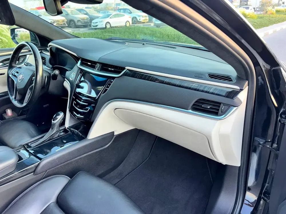 SUPER CLEAN XTS PLATINUM PANORAMIC SUNROOF 68000 KM FRESH JAPAN IMPORTED - Image 11