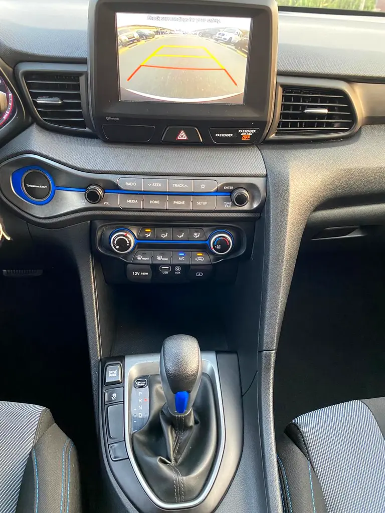 2019 Hyundai Veloster GLS - American Specs - Image 14