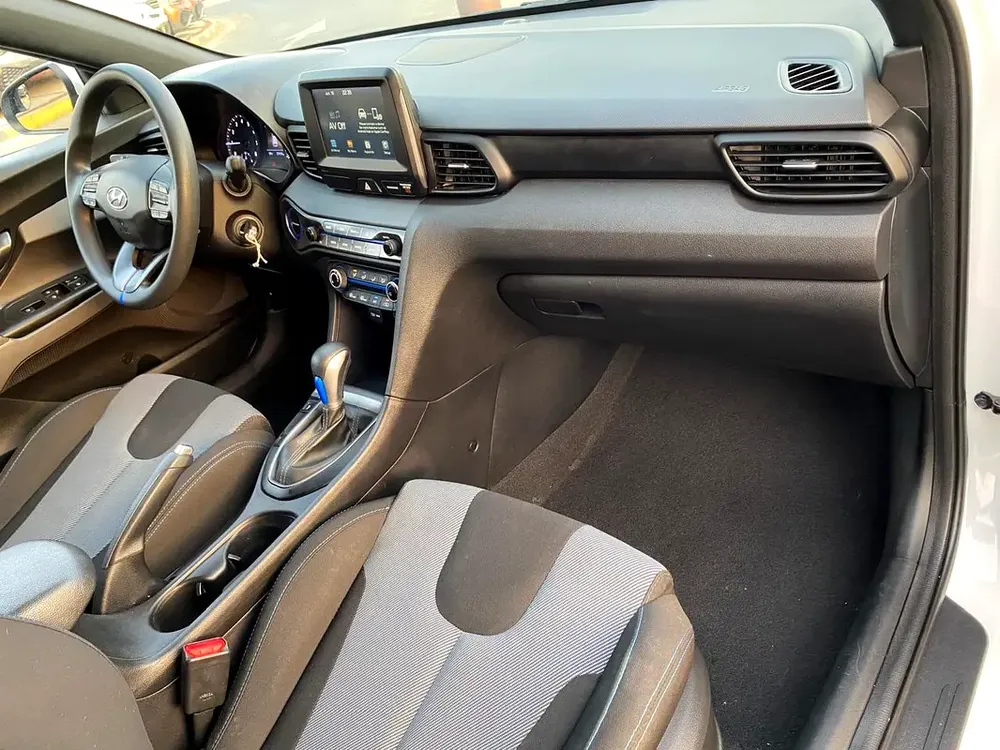 2019 Hyundai Veloster GLS - American Specs - Image 7