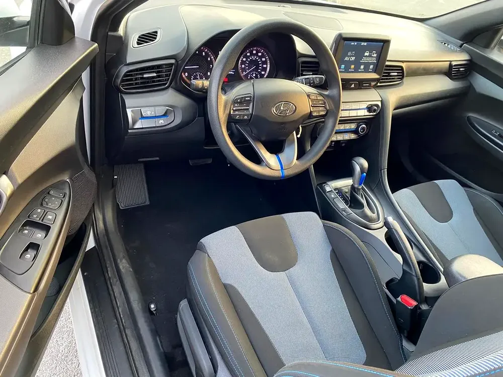 2019 Hyundai Veloster GLS - American Specs - Image 9