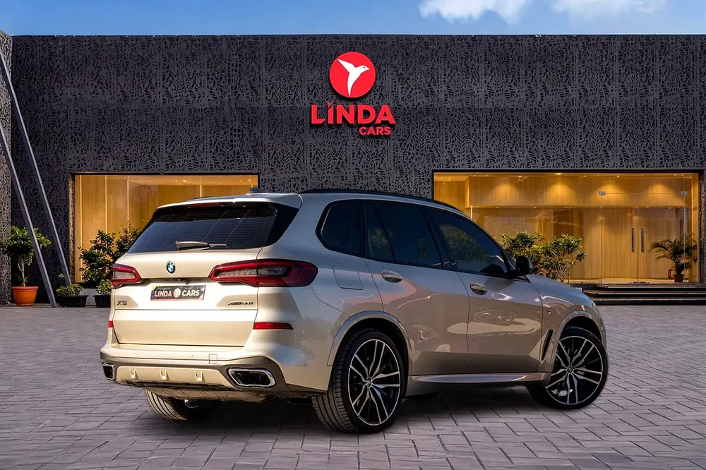 BMW X5 xDrive50i M-Sport 2019 GCC | Warranty - Image 5