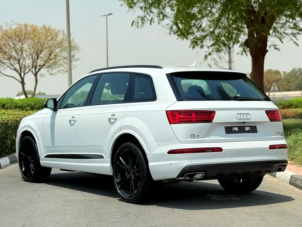 Audi Q7 55TFSI 2019 / Black Edition / Original Paint / Full Service History - Image 4