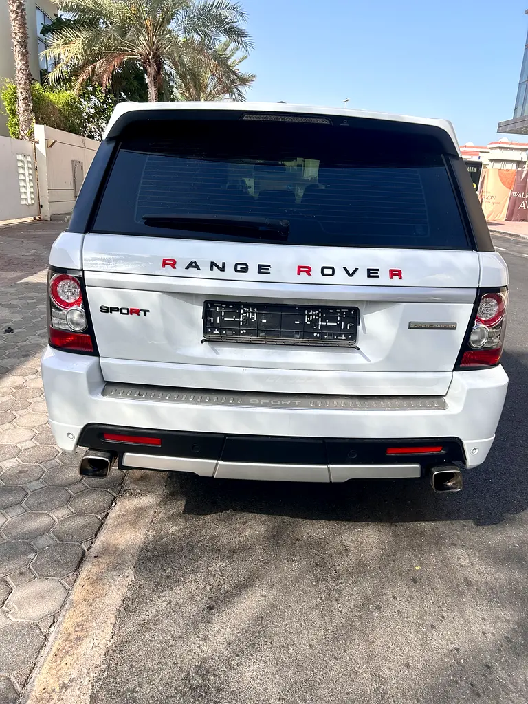 Land Rover Range Rover sport - Image 12