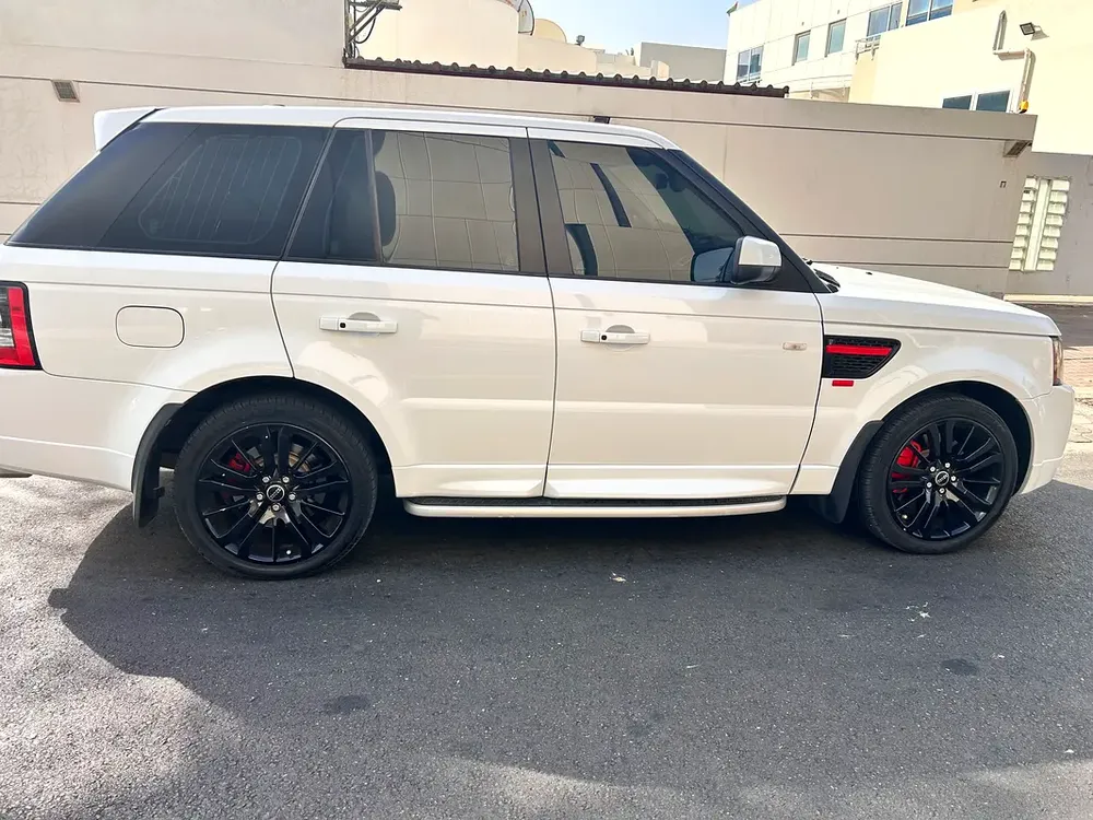 Land Rover Range Rover sport - Image 7