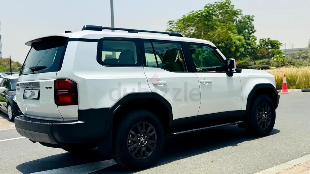Toyota Prado GXL 2025 GCC Specs - Image 4