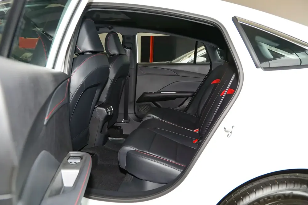 MG5 LUXURY 1.5L - Image 6