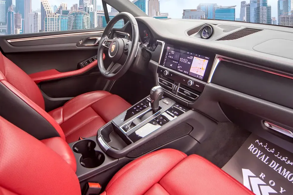 4,600 P.M | 0% Down-Payment | Porsche Warranty | More Options Macan+ - Image 14